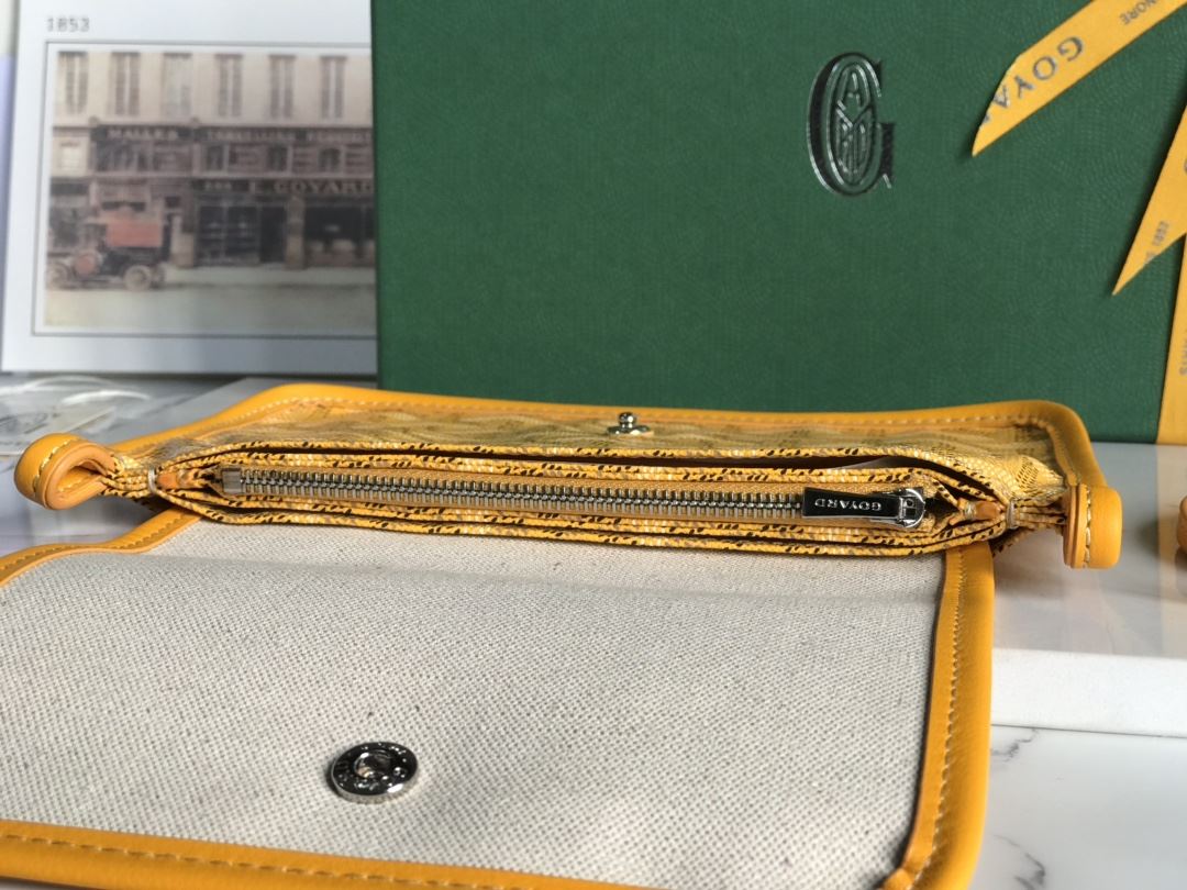 Goyard Clutch Bags